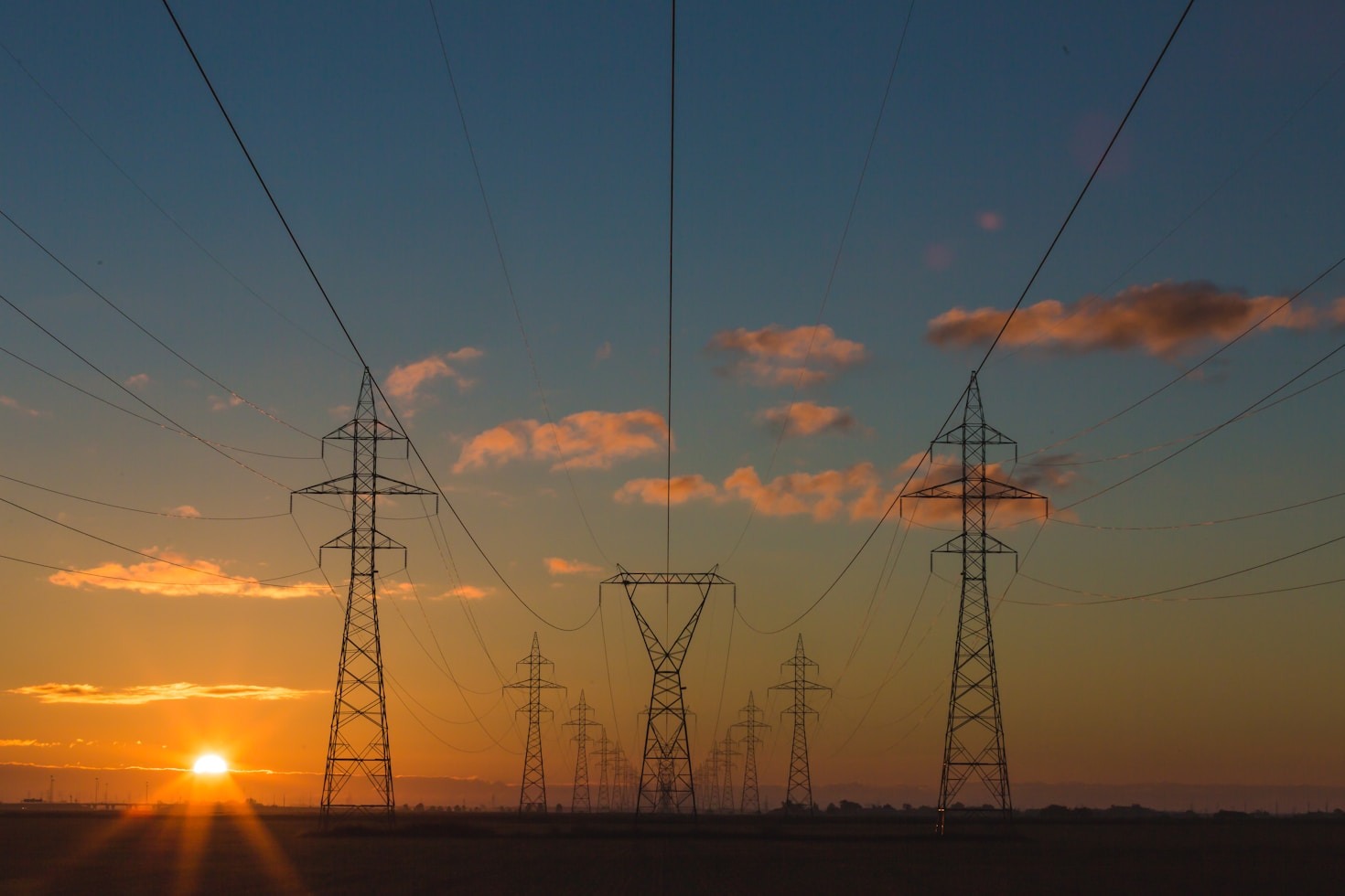 Cómo elegir el servicio eléctrico adecuado